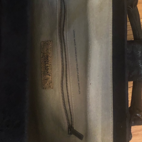 Matt and Nat Vegan Leather Bag - Picture 5 of 5